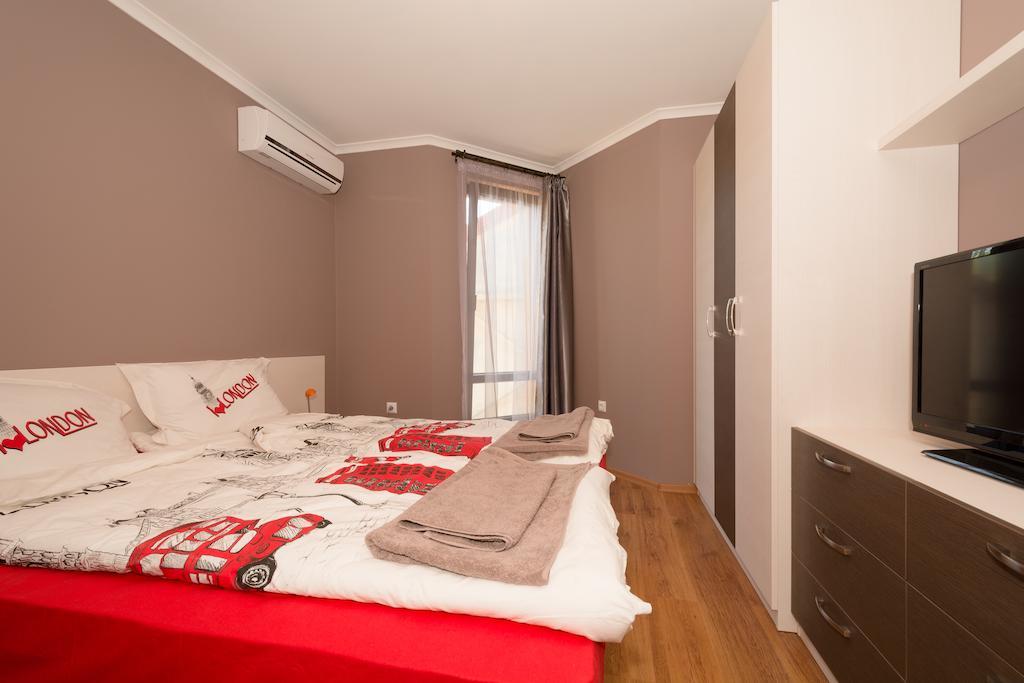 Holiday Village Лозенець Екстер'єр фото